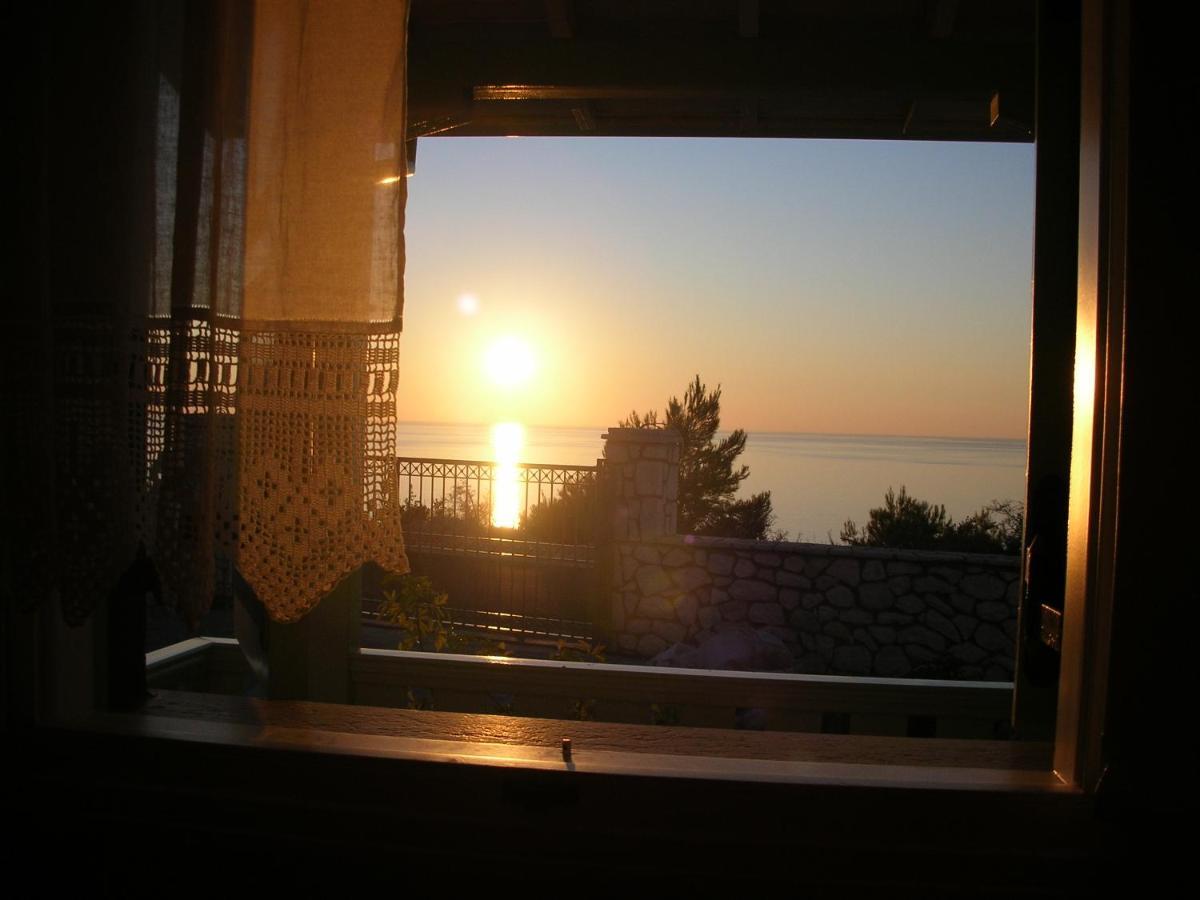 Deep Blue- Rosemary Sea View Apartment Áyios Nikítas Екстериор снимка