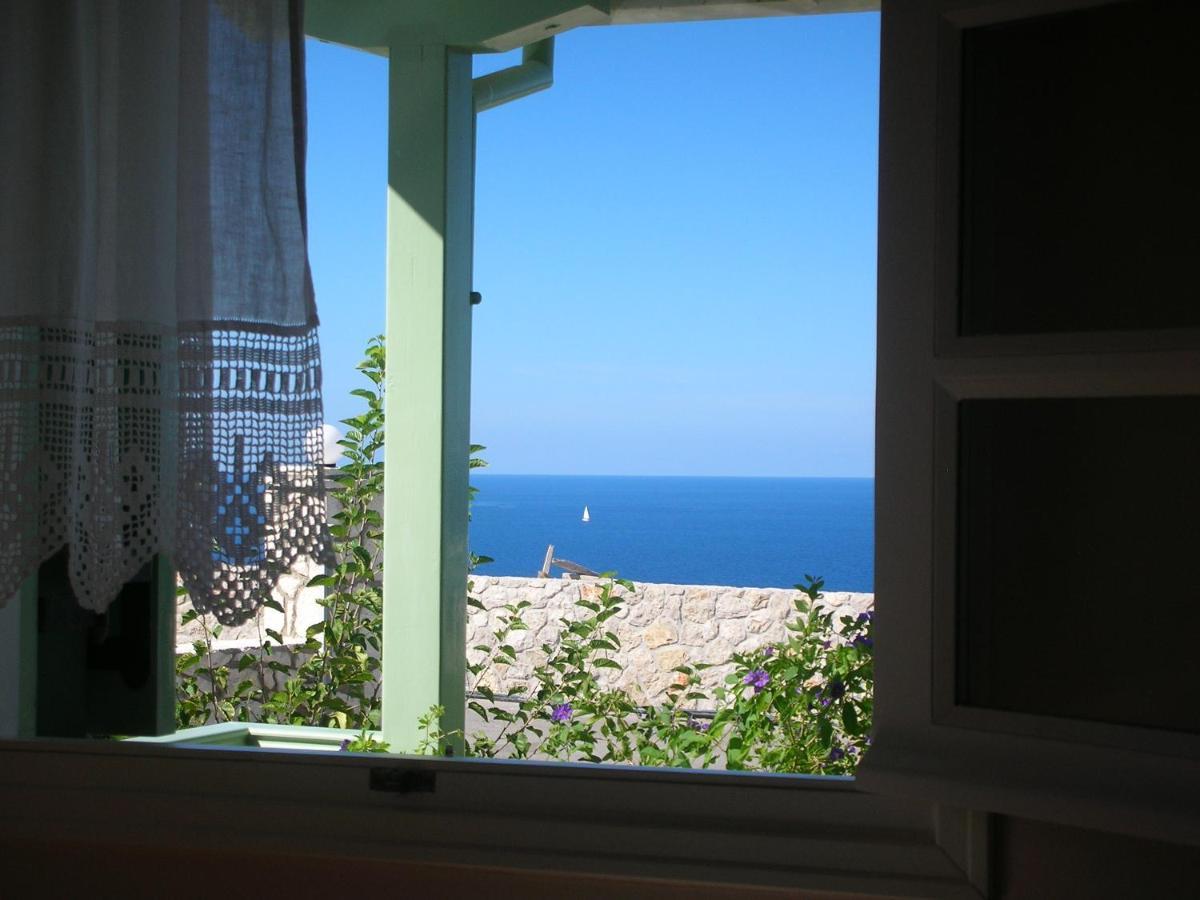 Deep Blue- Rosemary Sea View Apartment Áyios Nikítas Екстериор снимка