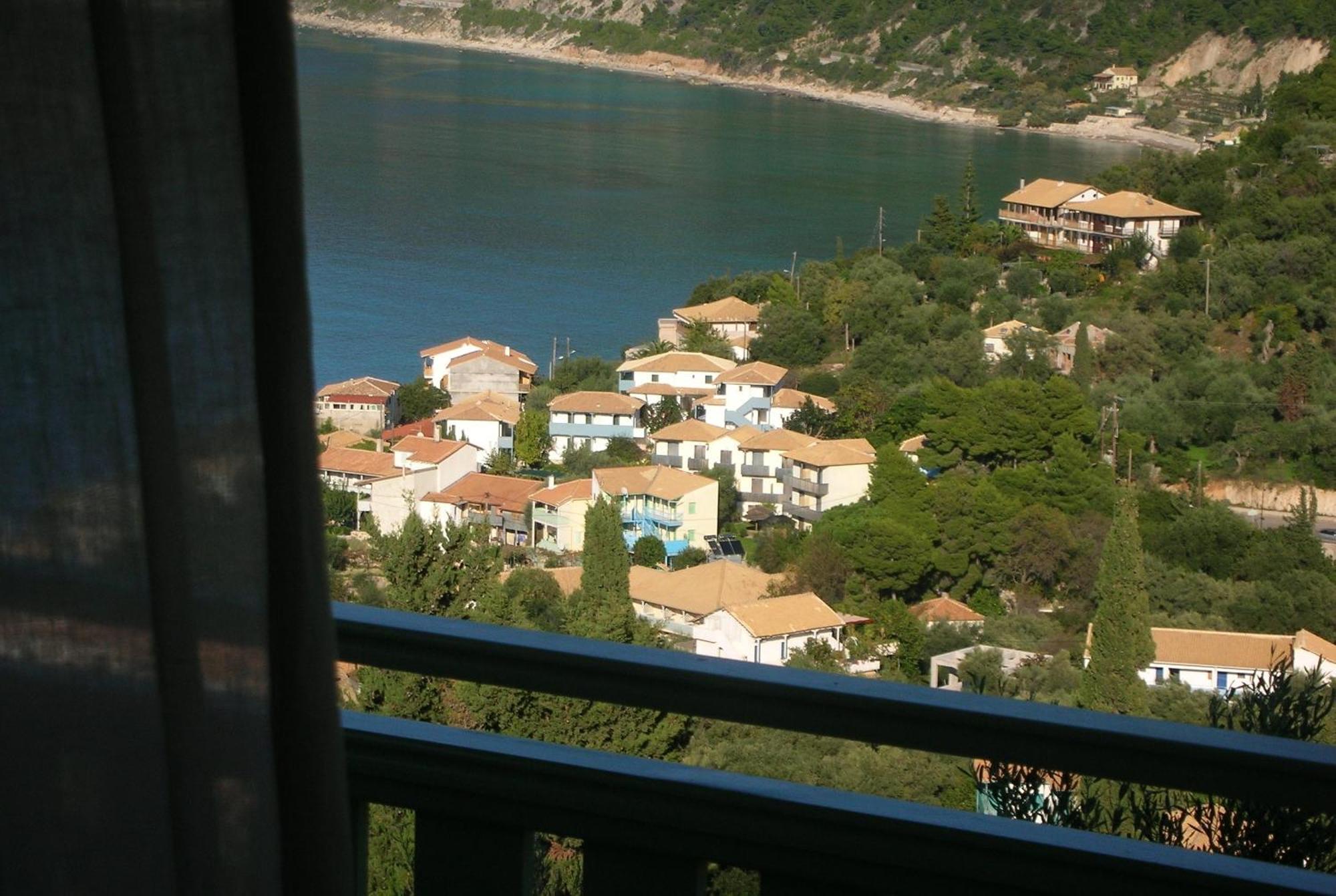 Deep Blue- Rosemary Sea View Apartment Áyios Nikítas Екстериор снимка